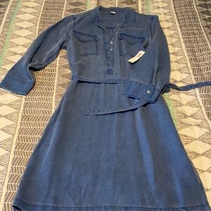 Old navy chambray dress. NEW with tags